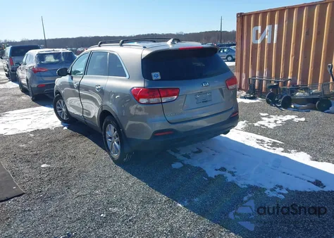 2017 Kia Sorento 2.4L Lx z USA, uszkodzony, nr VIN 5XYPG4A34HG237980